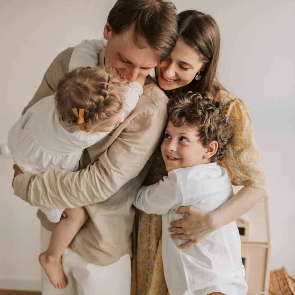 Famiglia-convertito-da-png-1